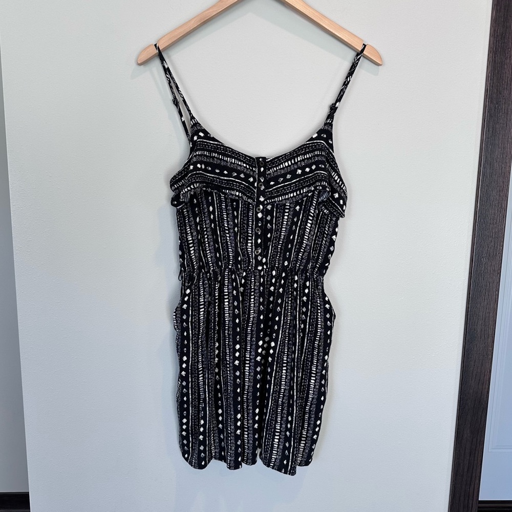 Forever 21 Black & White Printed Dress Mini Size Medium
